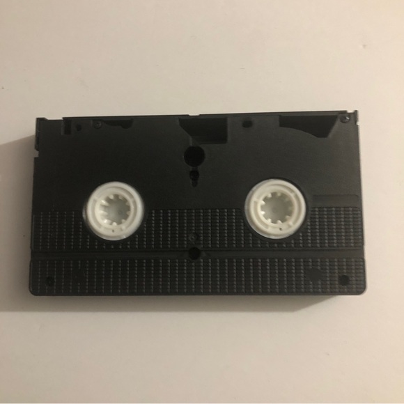 UAV Entertainment Sleeping Beauty Cartoon VHS - Picture 6 of 6